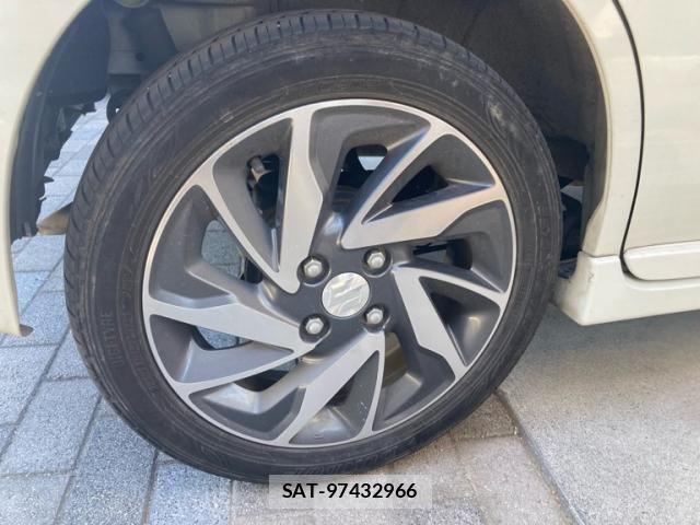 Suzuki SPACIA 2015-09 8666939-4