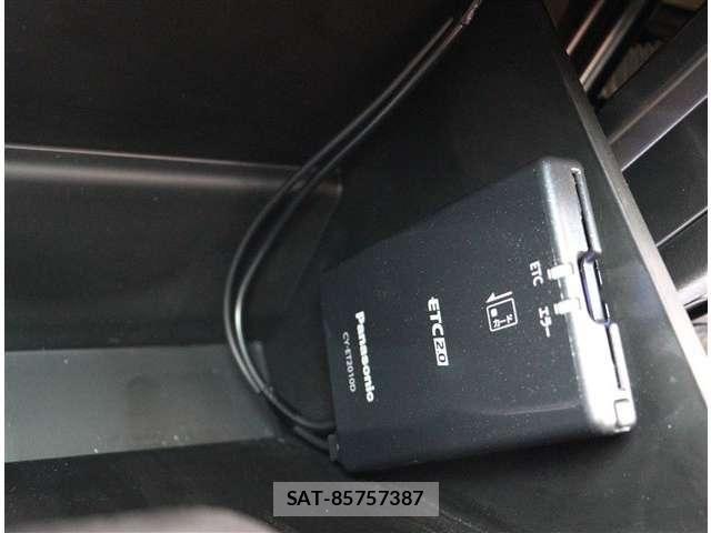 Suzuki SPACIA 2023-10 8661682-13