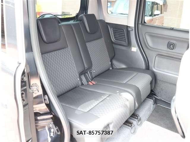 Suzuki SPACIA 2023-10 8661682-5