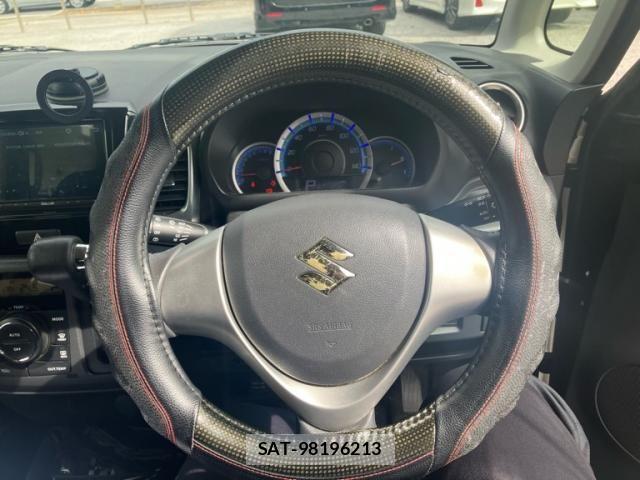 Suzuki SPACIA 2014-06 8661703-9