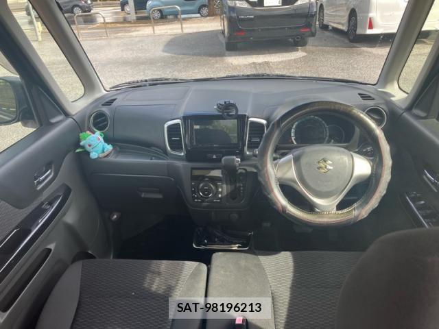 Suzuki SPACIA 2014-06 8661703-18
