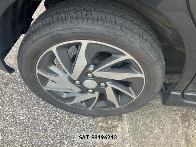 Suzuki SPACIA 2014-06 8661703-5