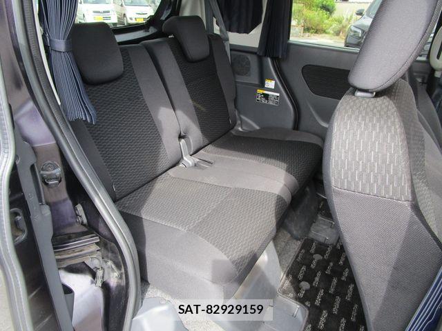 Suzuki SPACIA 2013-08 8661700-9
