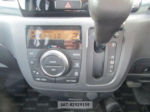Suzuki SPACIA 2013-08 8661700-17