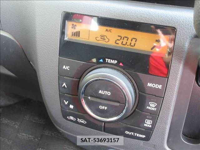 Suzuki SPACIA 2014-01 8661691-12