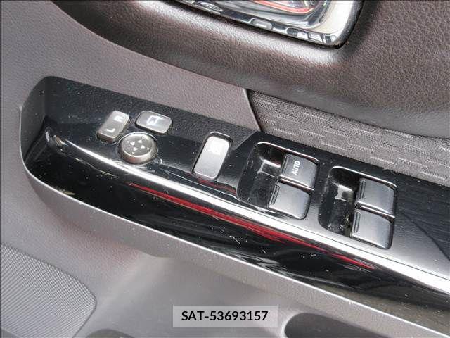 Suzuki SPACIA 2014-01 8661691-7