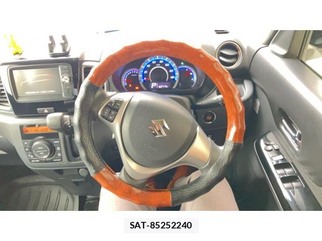 Suzuki SPACIA 2013-10 8686631-9