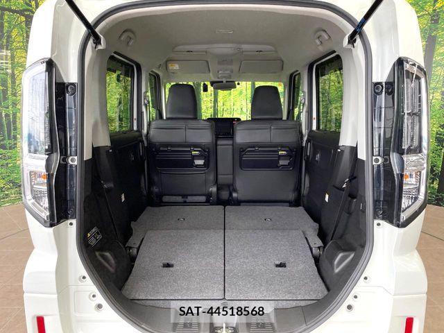 Suzuki SPACIA 2023-11 8686617-9