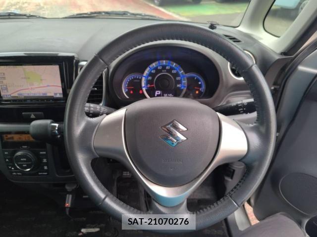 Suzuki SPACIA 2014-06 8686629-13