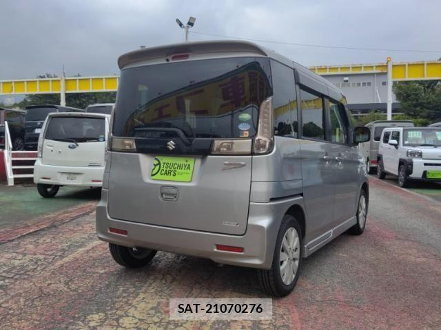 Suzuki SPACIA 2014-06 8686629-1