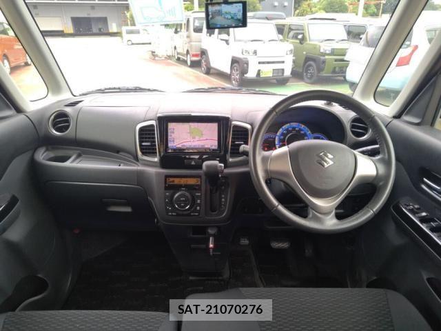 Suzuki SPACIA 2014-06 8686629-2