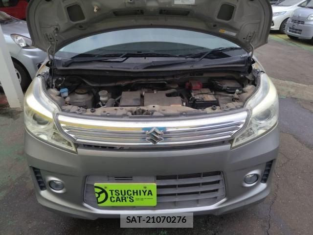 Suzuki SPACIA 2014-06 8686629-29