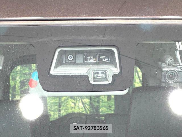 Suzuki SPACIA 2019-11 8686622-5