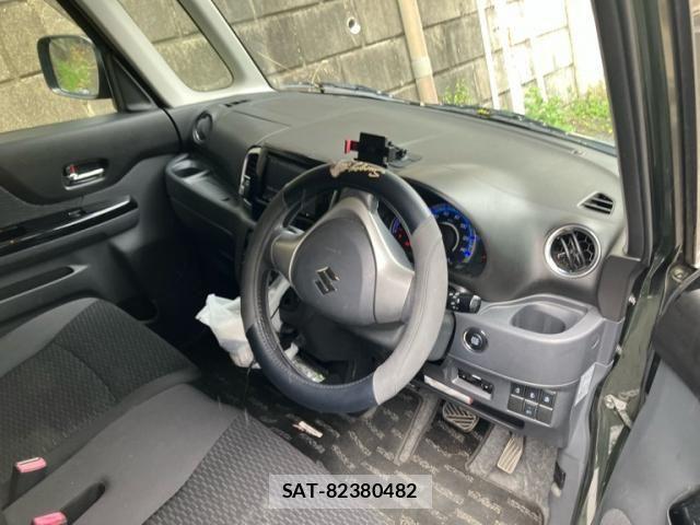 Suzuki SPACIA 2013-09 8745979-13