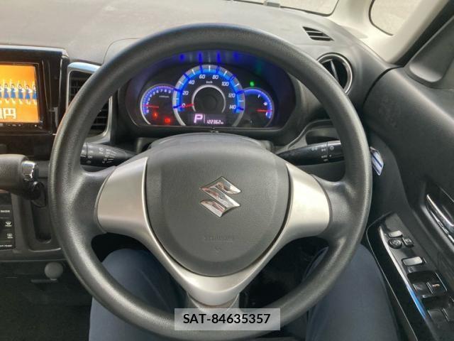 Suzuki SPACIA 2013-11 8745981-9
