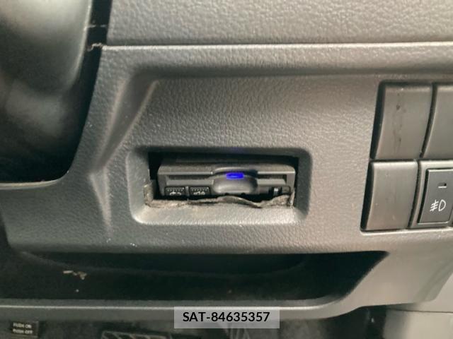 Suzuki SPACIA 2013-11 8745981-8