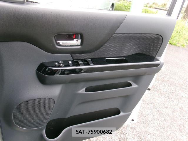 Suzuki SPACIA 2013-06 8745977-14