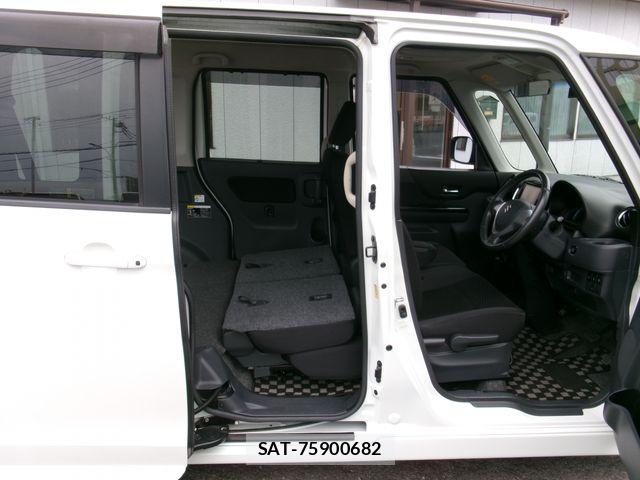 Suzuki SPACIA 2013-06 8745977-17