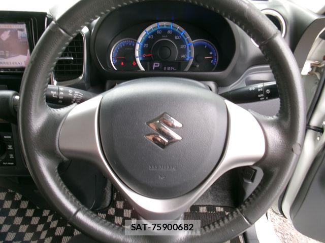Suzuki SPACIA 2013-06 8745977-22