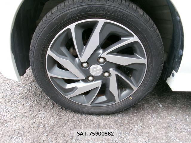 Suzuki SPACIA 2013-06 8745977-25