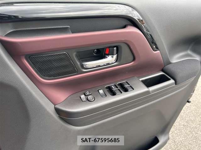 Suzuki SPACIA 2025-05 8782110-4