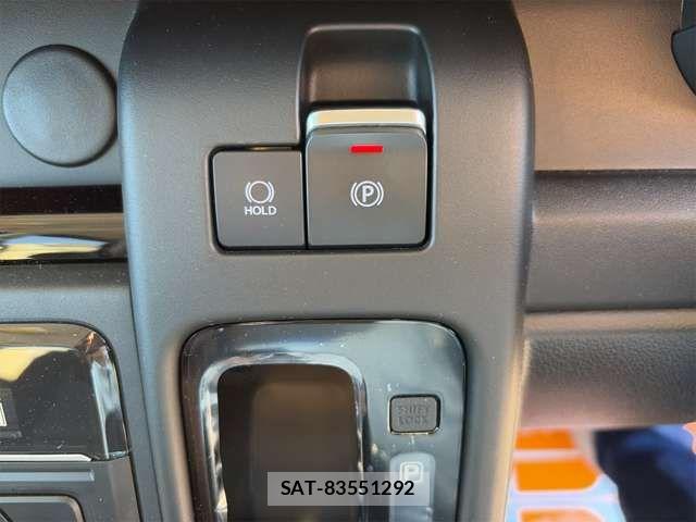 Suzuki SPACIA 2025-02 8782118-5