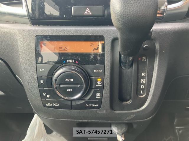 Suzuki SPACIA 2014-02 8797552-13