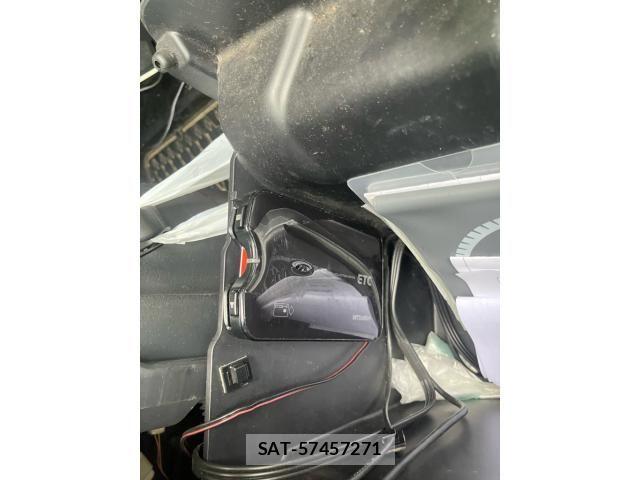 Suzuki SPACIA 2014-02 8797552-17