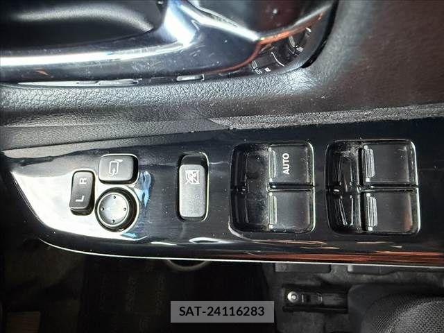 Suzuki SPACIA 2014-04 8797545-24