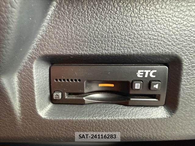 Suzuki SPACIA 2014-04 8797545-25