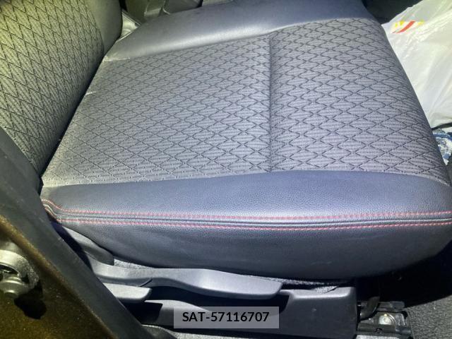 Suzuki SPACIA 2018-10 8797543-18