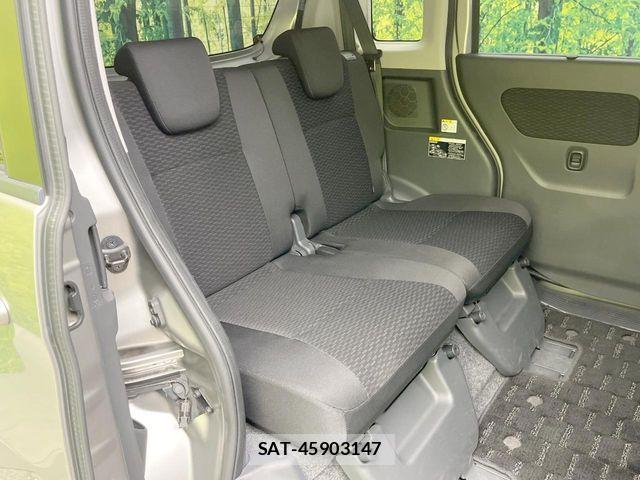 Suzuki SPACIA 2013-08 8797547-8