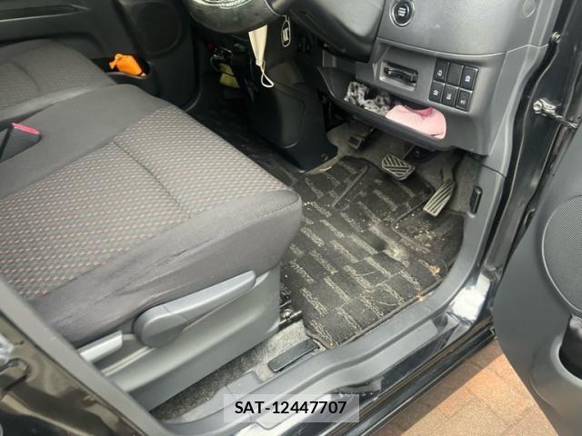 Suzuki SPACIA 2015-10 8797551-13