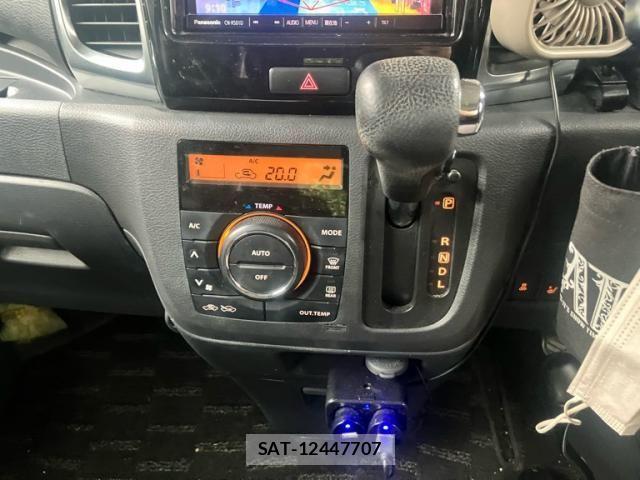 Suzuki SPACIA 2015-10 8797551-20