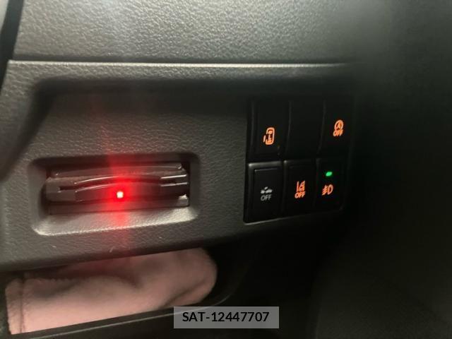 Suzuki SPACIA 2015-10 8797551-21