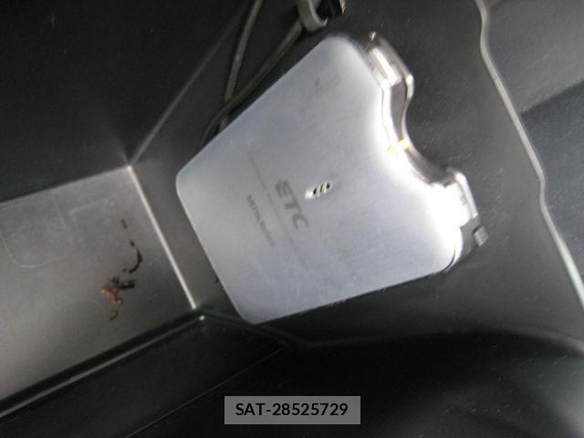 Suzuki SPACIA 2014-07 8831732-17