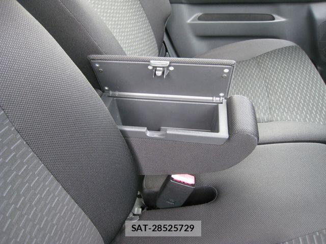 Suzuki SPACIA 2014-07 8831732-23