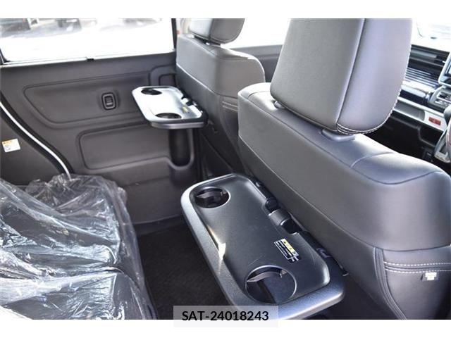 Suzuki SPACIA 2023-09 8831725-27