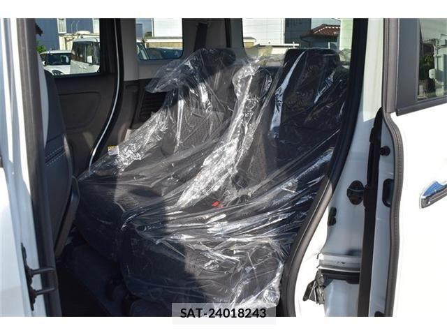 Suzuki SPACIA 2023-09 8831725-28