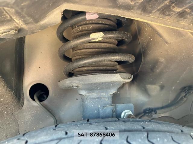 Suzuki SPACIA 2021-10 8831730-5