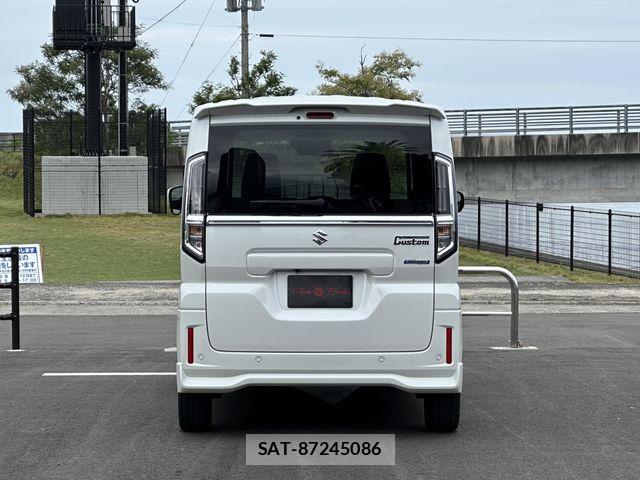 Suzuki SPACIA 2025-07 8831720-23