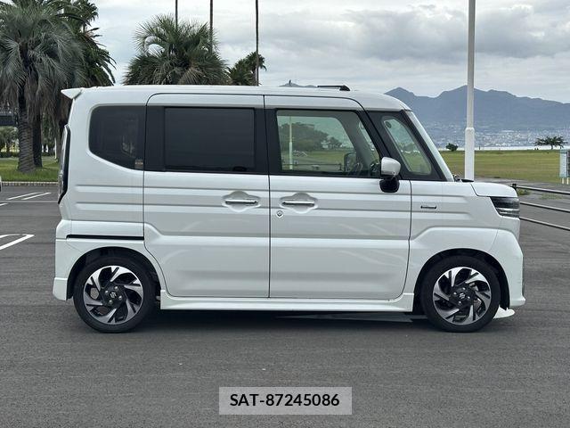 Suzuki SPACIA 2025-07 8831720-24