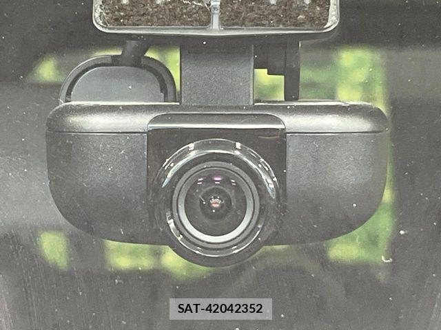 Suzuki SPACIA 2018-09 8831727-5