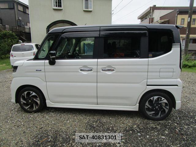 Suzuki SPACIA 2024-09 8850695-4