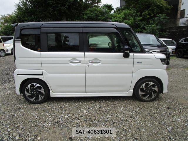 Suzuki SPACIA 2024-09 8850695-7