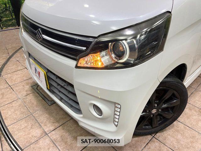 Suzuki SPACIA 2015-01 8849641-11