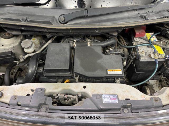 Suzuki SPACIA 2015-01 8849641-17