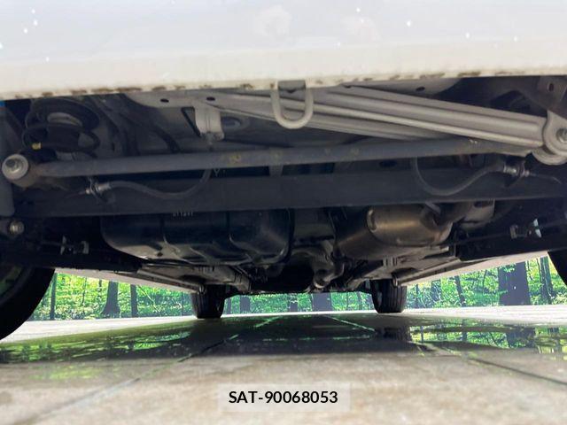Suzuki SPACIA 2015-01 8849641-18