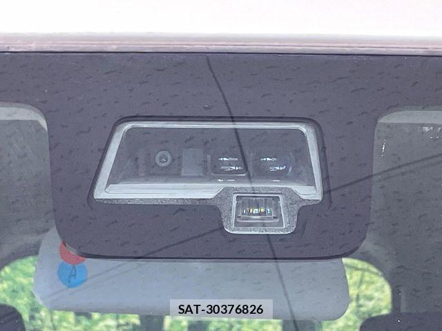 Suzuki SPACIA 2018-03 8850698-4