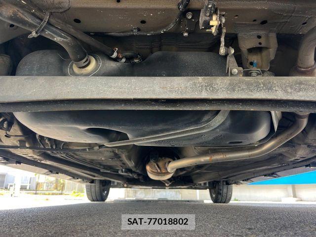 Suzuki SPACIA 2019-02 8849252-19